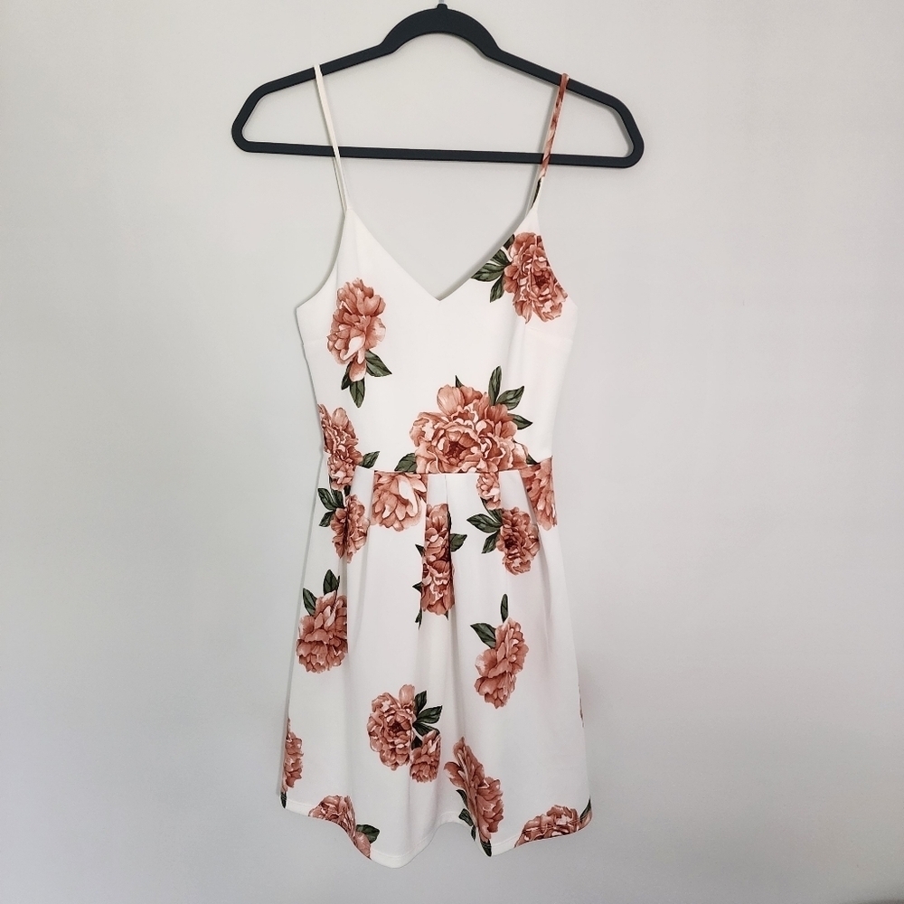 Monteau Dress Womens Small White Floral Fit & Flare Mini